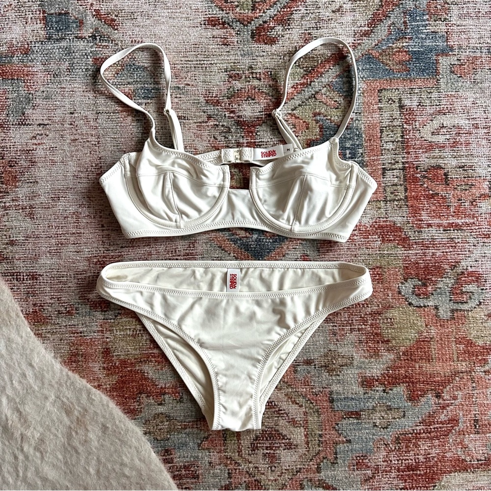Solid & Striped White Bikini Set - image 1